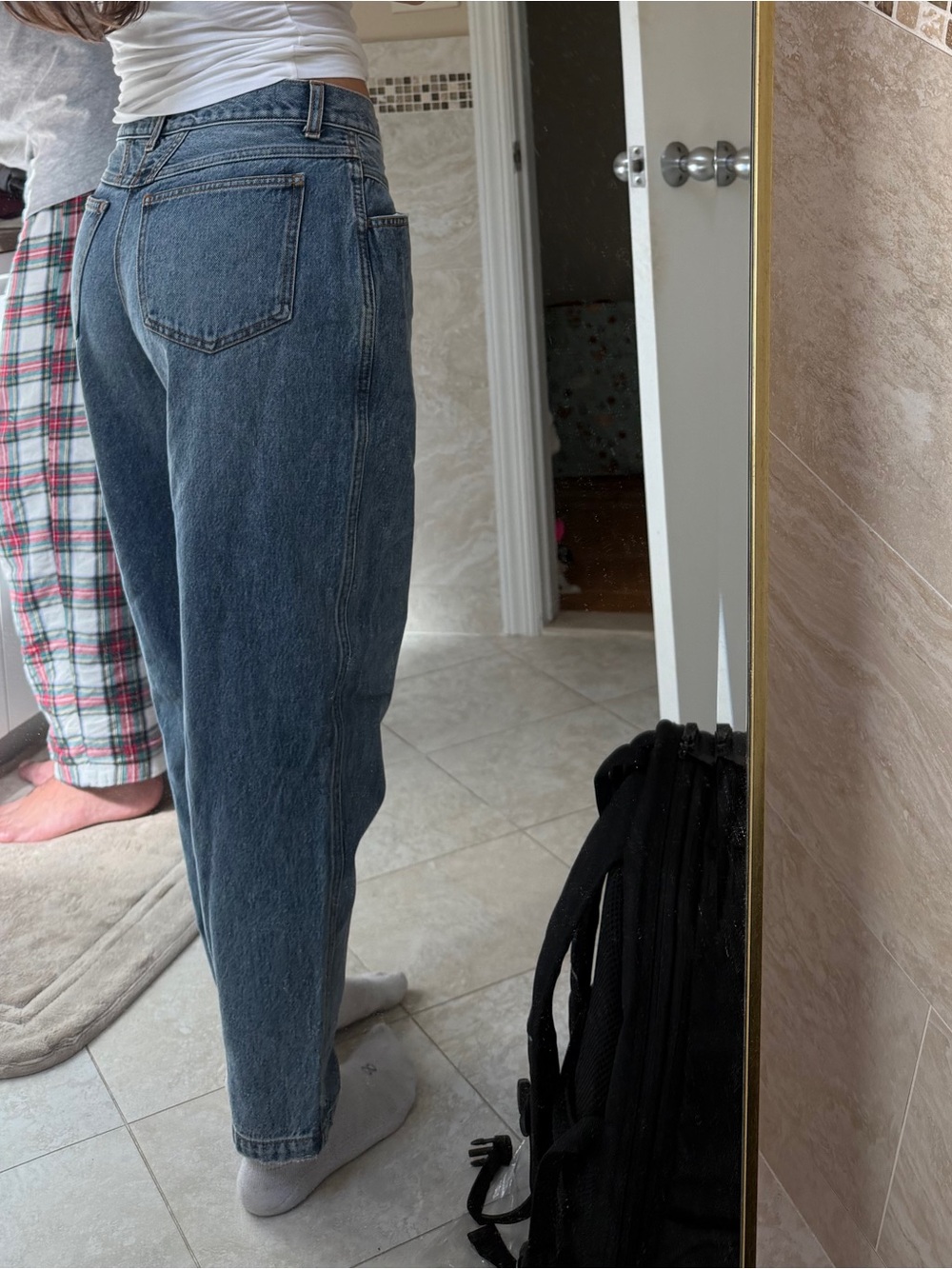 NWOT Guo sheng barrel jeans